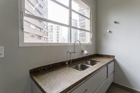 Apartamento para alugar com 100m², 2 quartos e 2 vagas Apartamento para alugar com 100m², 2 quartos e 2 vagasCozinha