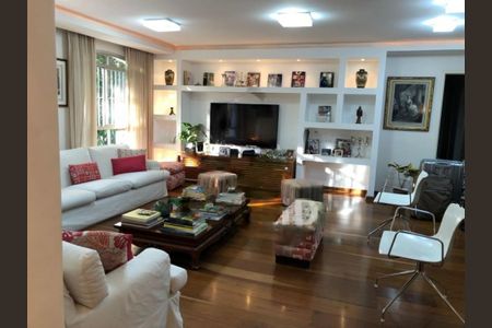 Apartamento à venda com 4 quartos, 167m² em Vila Sofia, São Paulo