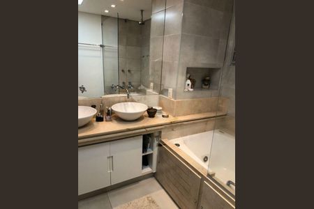 Apartamento à venda com 4 quartos, 167m² em Vila Sofia, São Paulo