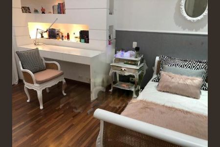 Apartamento à venda com 167m², 4 quartos e 2 vagas