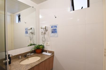 Studio para alugar com 37m², 1 quarto e sem vagaBanheiro do Studio