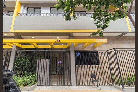 Apartamento para alugar com 42m², 2 quartos e sem vaga Apartamento para alugar com 42m², 2 quartos e sem vagaFachada