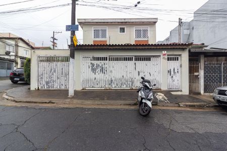 Fachada de casa à venda com 3 quartos, 125m² em Campo Grande, São Paulo
