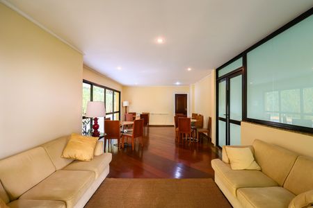 Apartamento à venda com 170m², 3 quartos e 3 vagas