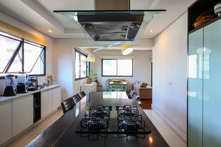 Apartamento à venda com 170m², 3 quartos e 3 vagas