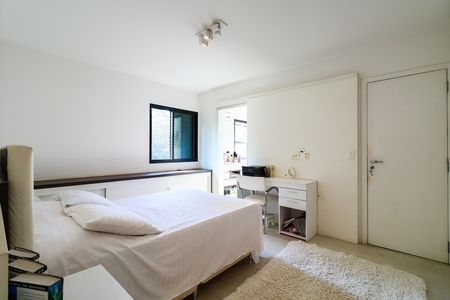 Apartamento à venda com 170m², 3 quartos e 3 vagas