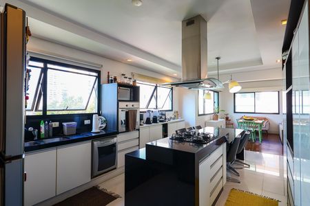 Apartamento à venda com 170m², 3 quartos e 3 vagas