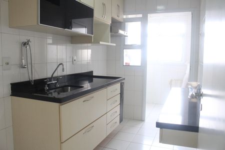 Apartamento para alugar com 63m², 2 quartos e 1 vagaCozinha