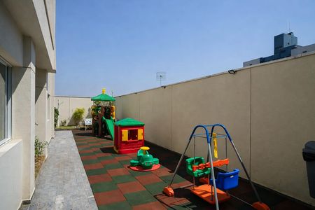Apartamento para alugar com 63m², 2 quartos e 1 vaga Apartamento para alugar com 63m², 2 quartos e 1 vagaÁrea comum - Playground