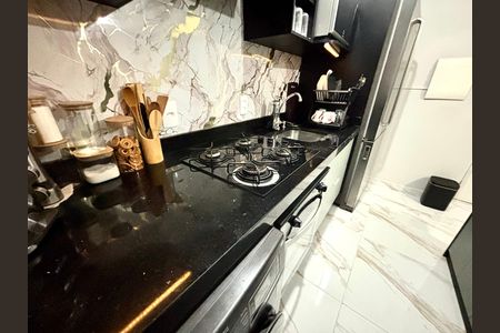 Apartamento à venda com 44m², 2 quartos e 1 vaga Apartamento à venda com 44m², 2 quartos e 1 vagaCozinha - Armários