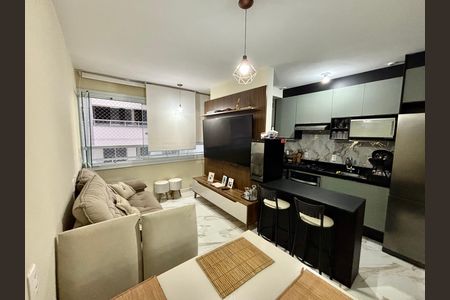 Sala  de apartamento à venda com 2 quartos, 44m² em Cidade São Mateus, São Paulo
