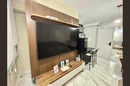 Apartamento à venda com 44m², 2 quartos e 1 vaga Apartamento à venda com 44m², 2 quartos e 1 vagaSala