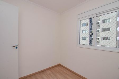 Quarto de apartamento para alugar com 2 quartos, 50m² em Jardim Sabará, Porto Alegre