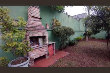 Casa à venda com 131m², 3 quartos e 2 vagas