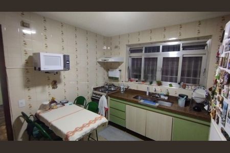 Casa à venda com 3 quartos, 131m² em Vila Sao Pedro, São Paulo