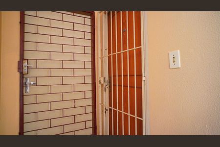 Apartamento à venda com 72m², 3 quartos e sem vaga Apartamento à venda com 72m², 3 quartos e sem vagaEntrada do apartamento