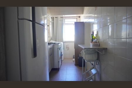 Apartamento à venda com 72m², 3 quartos e sem vaga Apartamento à venda com 72m², 3 quartos e sem vagaCozinha e Área de Serviço