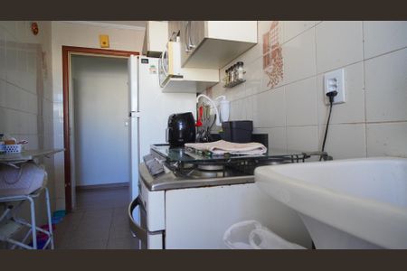 Apartamento à venda com 72m², 3 quartos e sem vaga Apartamento à venda com 72m², 3 quartos e sem vagaCozinha e Área de Serviço