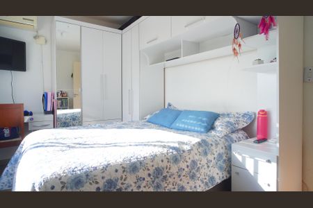 Quarto 1 de apartamento à venda com 3 quartos, 72m² em Humaitá, Porto Alegre