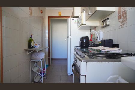 Cozinha de apartamento à venda com 3 quartos, 72m² em Humaitá, Porto Alegre