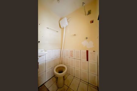 Banheiro de casa para alugar com 1 quarto, 30m² em Jardim Novo Horizonte, Cotia