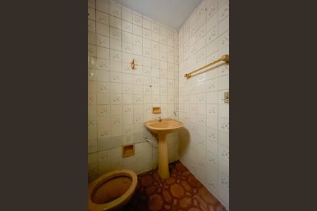 Banheiro de casa para alugar com 1 quarto, 30m² em Jardim Novo Horizonte, Cotia
