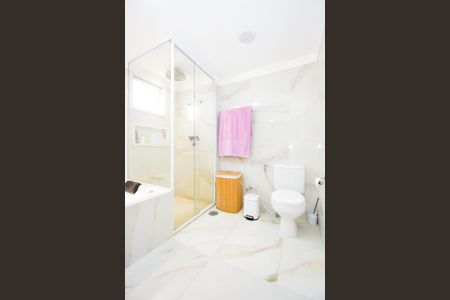 Apartamento à venda com 154m², 3 quartos e 3 vagasBanheiro da Suíte 2