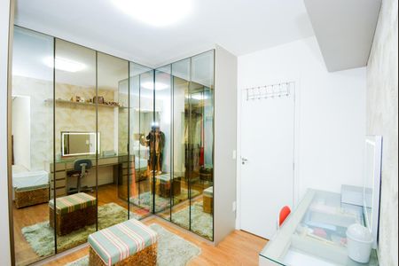 Apartamento à venda com 154m², 3 quartos e 3 vagasCloset da Suíte 2