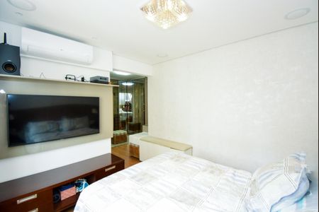 Apartamento à venda com 154m², 3 quartos e 3 vagasSuíte 2