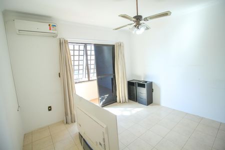 Casa para alugar com 200m², 4 quartos e 3 vagas