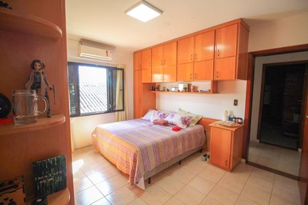 Casa para alugar com 200m², 4 quartos e 3 vagas
