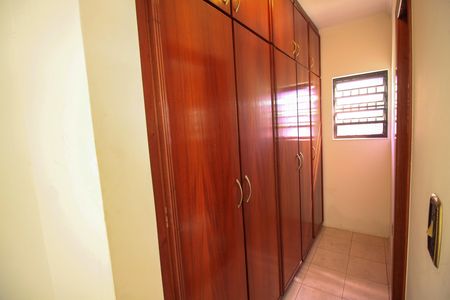 Casa para alugar com 200m², 4 quartos e 3 vagas