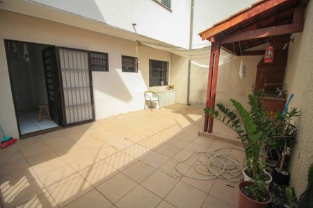 Casa para alugar com 200m², 4 quartos e 3 vagas