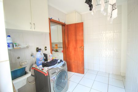 Casa para alugar com 200m², 4 quartos e 3 vagas