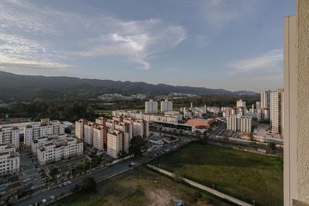 Apartamento para alugar com 50m², 2 quartos e 1 vagaVista - Sacada