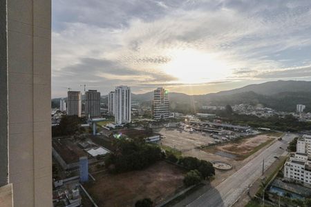 Apartamento para alugar com 50m², 2 quartos e 1 vagaVista - Sacada