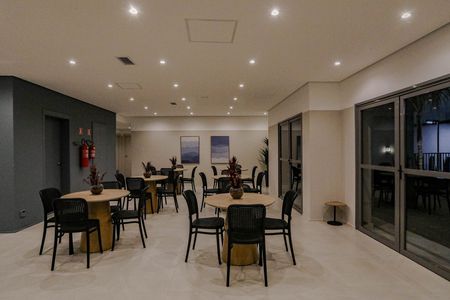 Apartamento para alugar com 50m², 2 quartos e 1 vagaÁrea Comum