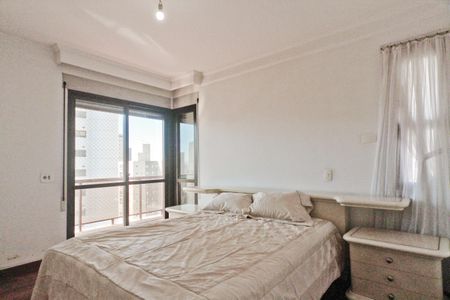 Apartamento à venda com 217m², 3 quartos e 4 vagas Apartamento à venda com 217m², 3 quartos e 4 vagasSuíte 1
