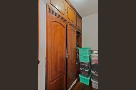 Apartamento à venda com 217m², 3 quartos e 4 vagas Apartamento à venda com 217m², 3 quartos e 4 vagasSuíte 2
