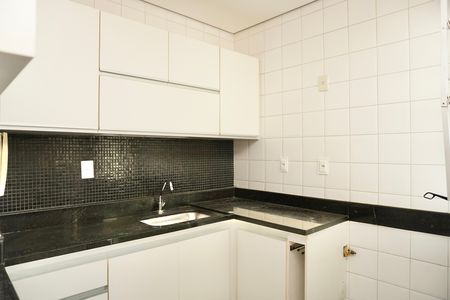 Cozinha  de apartamento à venda com 3 quartos, 160m² em Funcionários, Belo Horizonte