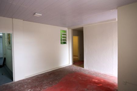 Casa para alugar com 130m², 3 quartos e 2 vagas Casa para alugar com 130m², 3 quartos e 2 vagasSala