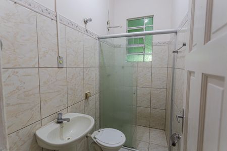 Casa para alugar com 130m², 3 quartos e 2 vagas Casa para alugar com 130m², 3 quartos e 2 vagasBanheiro Social