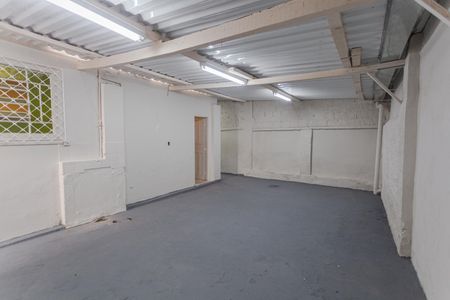 Casa para alugar com 130m², 3 quartos e 2 vagas Casa para alugar com 130m², 3 quartos e 2 vagasÁrea Externa