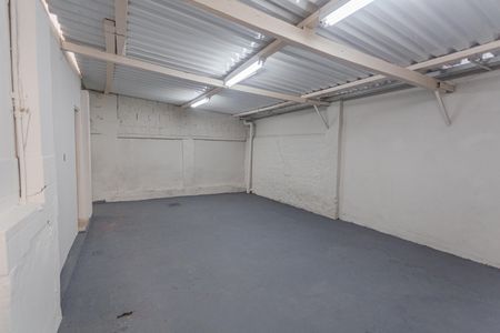 Casa para alugar com 130m², 3 quartos e 2 vagas Casa para alugar com 130m², 3 quartos e 2 vagasÁrea Externa