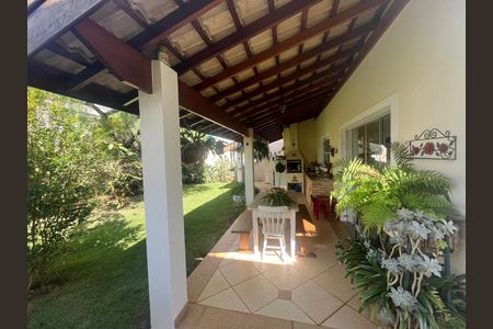 Casa de condomínio à venda com 260m², 4 quartos e sem vaga