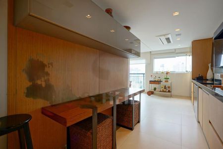 Apartamento à venda com 213m², 3 quartos e 4 vagas