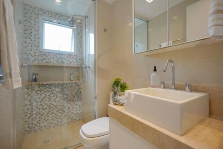 Apartamento à venda com 213m², 3 quartos e 4 vagas