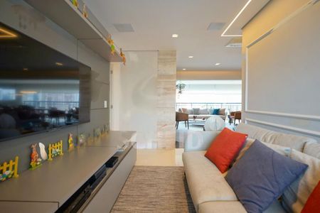 Apartamento à venda com 213m², 3 quartos e 4 vagas