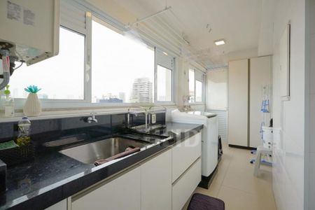 Apartamento à venda com 213m², 3 quartos e 4 vagas