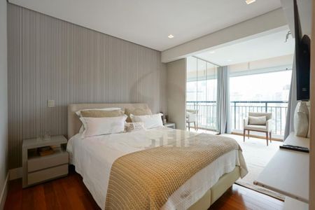 Apartamento à venda com 213m², 3 quartos e 4 vagas